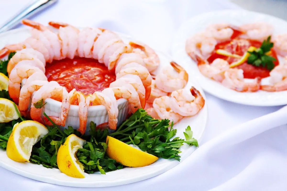 Can You Eat Raw Shrimp? Read This Before Eating