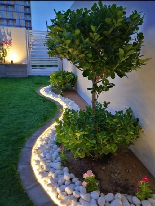 White Rock Décor With Lighting