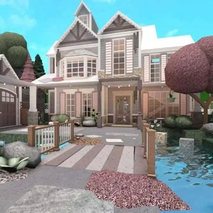 Beautiful Two Story Water Themed Idea