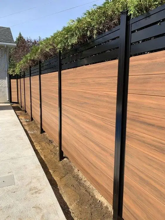 A vinyl privacy fence
