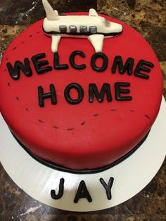 Airplane-Themed Welcome Home Cake 