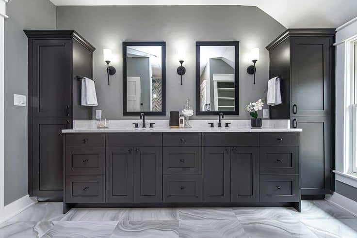 Classy Black and White Bathroom Sink