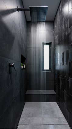 Gray and Black Pattern Tiles Décor 